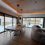 Villa Contemporain *